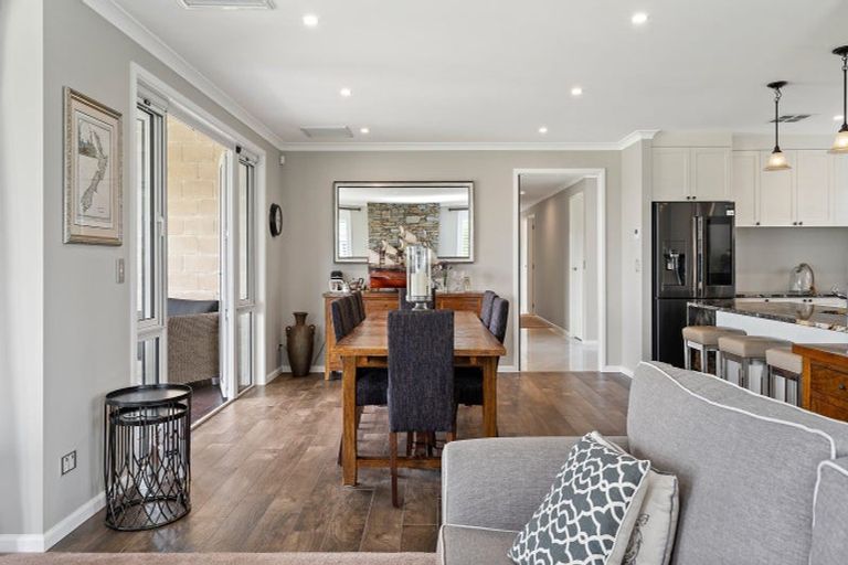 Photo of property in 44 Seachange Drive, Leamington, Cambridge, 3432