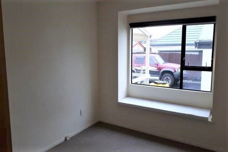 Photo of property in 16a Peer Street, Upper Riccarton, Christchurch, 8041