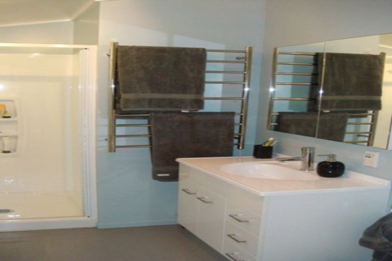 Photo of property in 9/199 Grant Road, Thorndon, Wellington, 6011