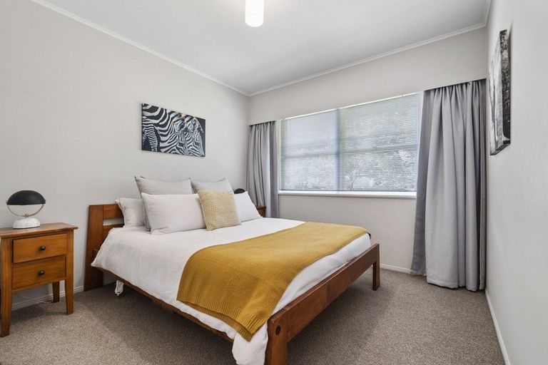 Photo of property in 93 Marne Road, Papakura, 2110