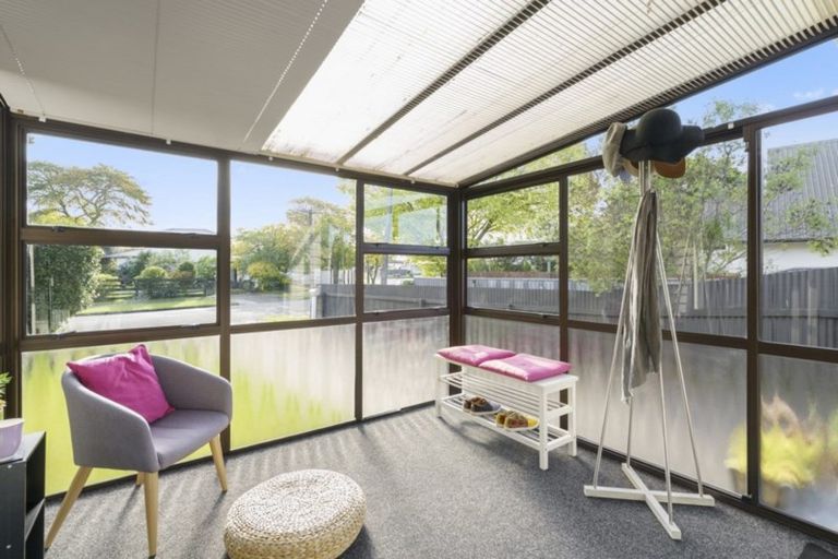 Photo of property in 23 Kent Crescent, Awapuni, Palmerston North, 4412