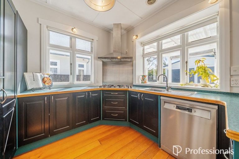 Photo of property in 106 William Street, Petone, Lower Hutt, 5012