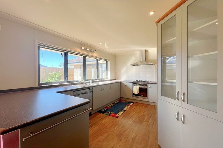 Photo of property in 63 Saint James Drive, Huntington, Hamilton, 3210