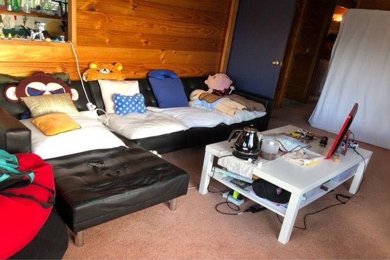 Photo of property in 1/11 Arrow Road, Forrest Hill, Auckland, 0620