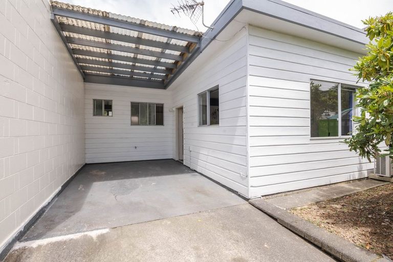 Photo of property in 23 Ironside Road, Johnsonville, Wellington, 6037
