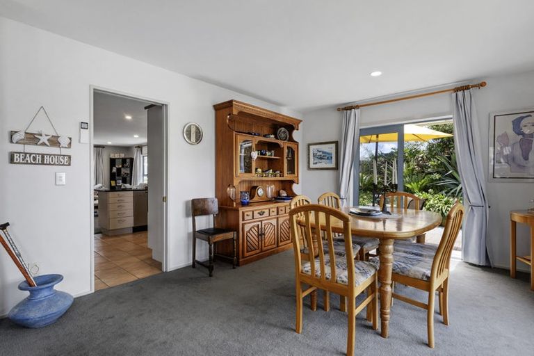 Photo of property in 8 Seychelles Drive, Papamoa Beach, Papamoa, 3118