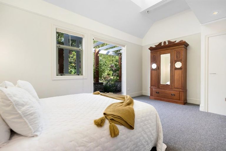 Photo of property in 15 Summit Lane, Ben Lomond, Queenstown, 9371