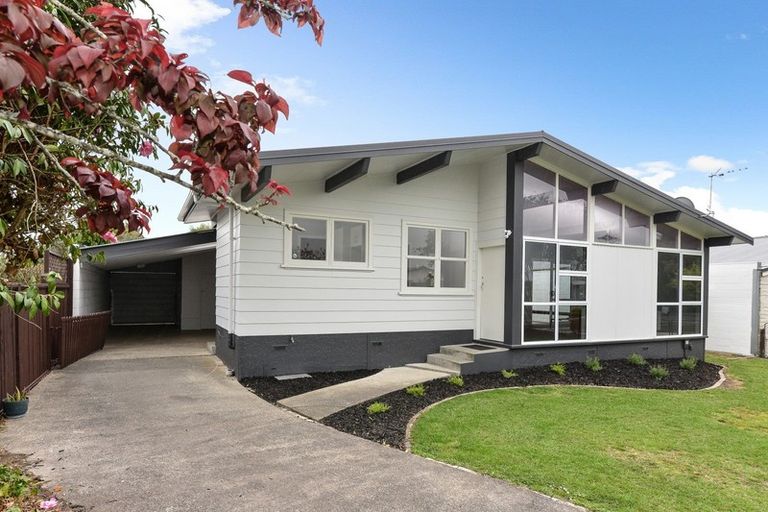 Photo of property in 5 Craig Place, Fairview Downs, Hamilton, 3214