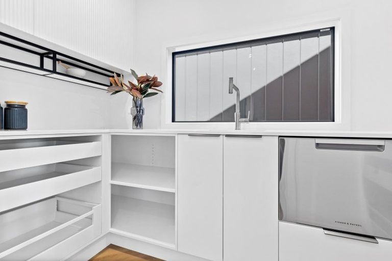 Photo of property in 36 Orchard Road, Greytown, 5712