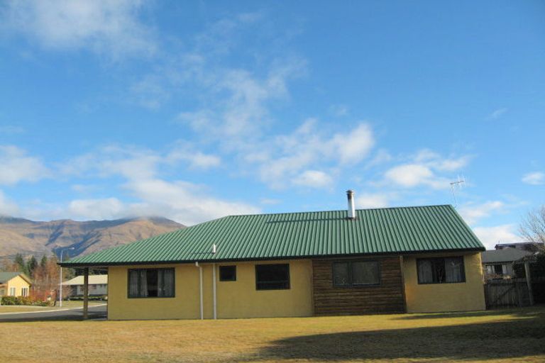 Photo of property in 27 Ragan Lane, Wanaka, 9305