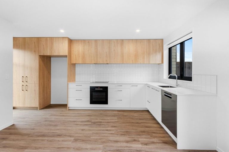 Photo of property in 2/30 Mclean Street, Linwood, Christchurch, 8062