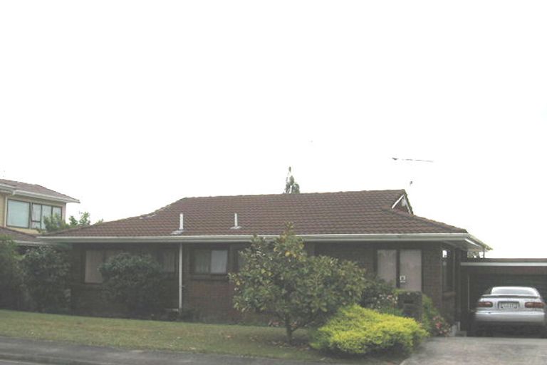 Photo of property in 16 Petrel Place, Massey, Auckland, 0614