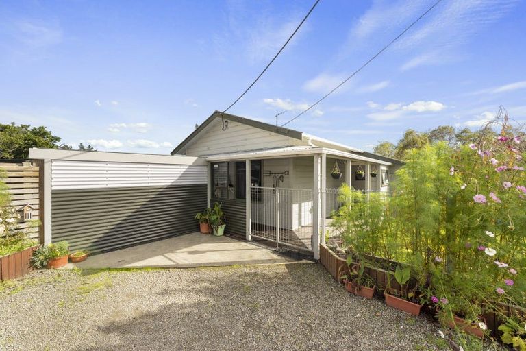 Photo of property in 24-26 Churchill Crescent, Shannon, 4821