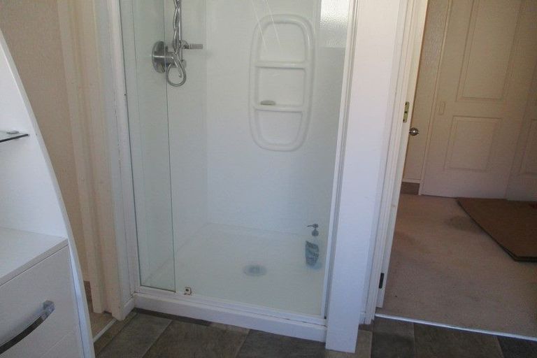 Photo of property in 8/492 Otumoetai Road, Otumoetai, Tauranga, 3110