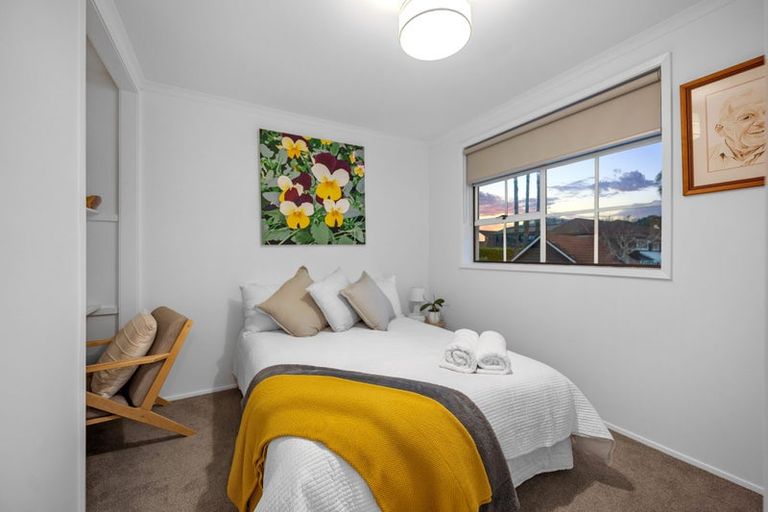 Photo of property in 3/4 Frater Avenue, Milford, Auckland, 0620