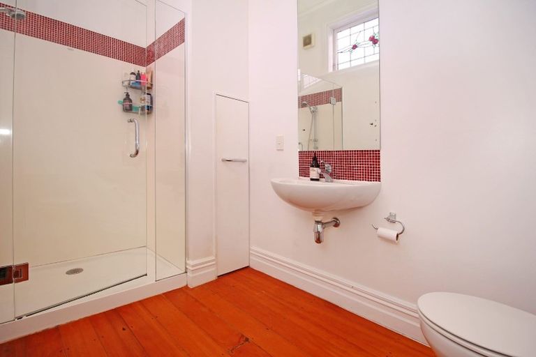 Photo of property in 14 Abbotsford Terrace, Devonport, Auckland, 0624