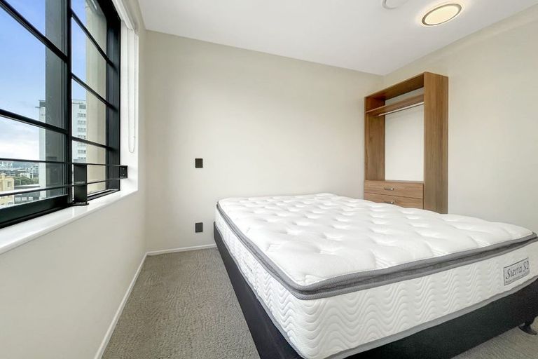 Photo of property in 303/3 Roxburgh Street, Mount Victoria, Wellington, 6011