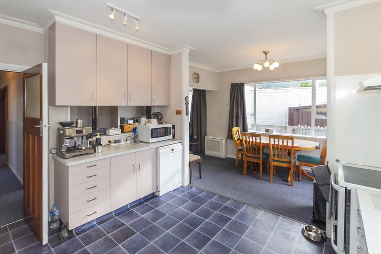 Photo of property in 18 Frome Street, Oamaru North, Oamaru, 9400