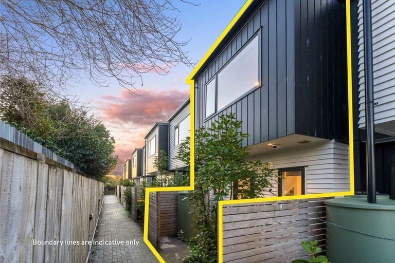 Photo of property in 2/46 Te Kanawa Crescent, Henderson, Auckland, 0610