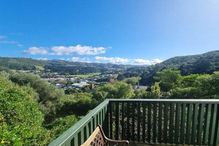 Photo of property in 20 Bay Lair Grove, Island Bay, Wellington, 6023