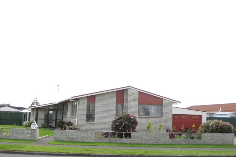 Photo of property in 8 Glamis Avenue, Bell Block, New Plymouth, 4312