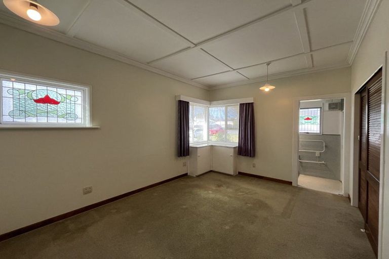 Photo of property in 43 Dorset Avenue, Westown, New Plymouth, 4310