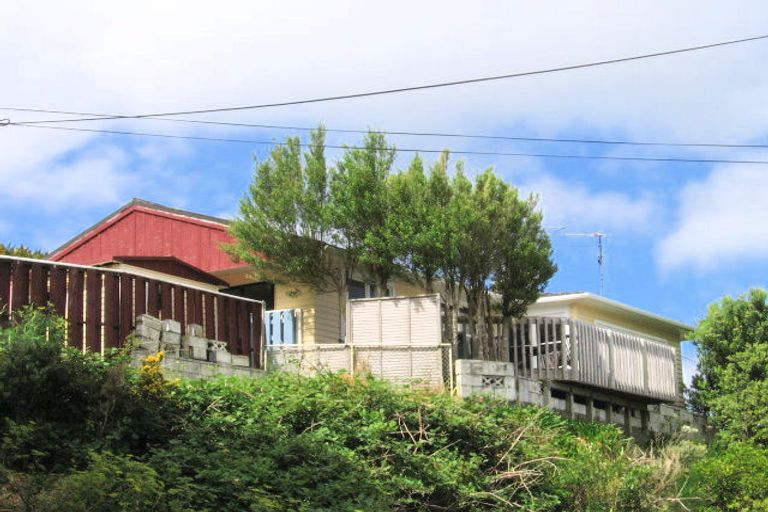 Photo of property in 8 Montreal Grove, Kingston, Wellington, 6021