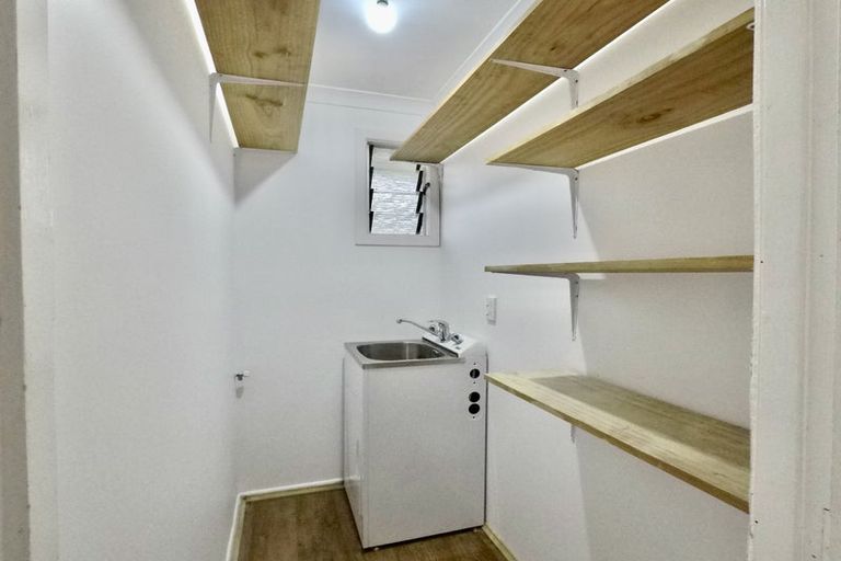 Photo of property in 13 Roby Street, Te Atatu Peninsula, Auckland, 0610