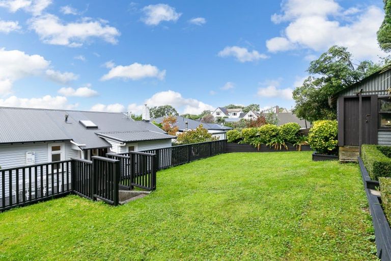 Photo of property in 30 Izard Road, Khandallah, Wellington, 6035