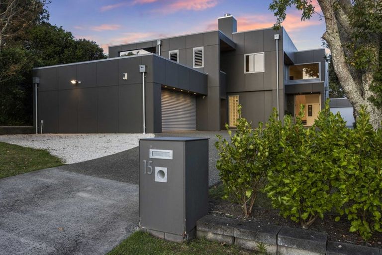 Photo of property in 15 Gulf View Road, Murrays Bay, Auckland, 0630