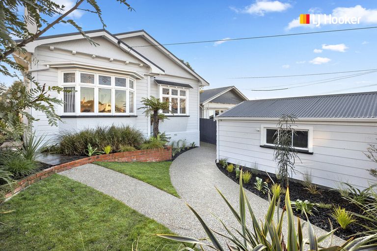 Photo of property in 50 Crosby Street, Mornington, Dunedin, 9011