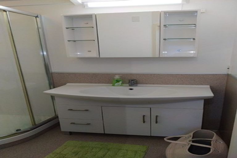 Photo of property in 24 Bracken Street, Petone, Lower Hutt, 5012