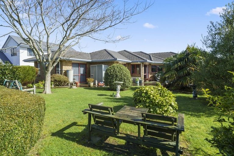 Photo of property in 15 San Priamo Place, Paraparaumu Beach, Paraparaumu, 5032