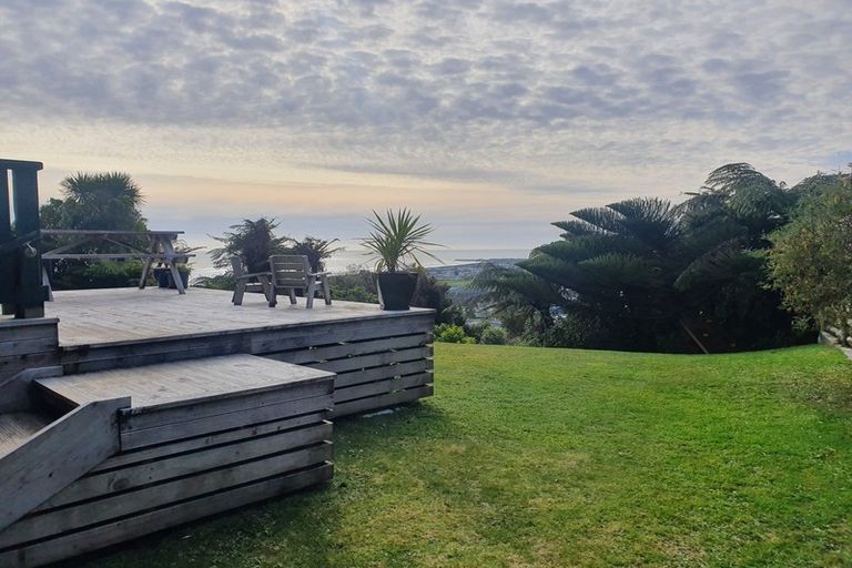 Photo of property in 3 Arnott Heights East, Greymouth, 7805