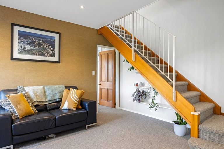 Photo of property in 55 Valley Road, Cashmere, Christchurch, 8022