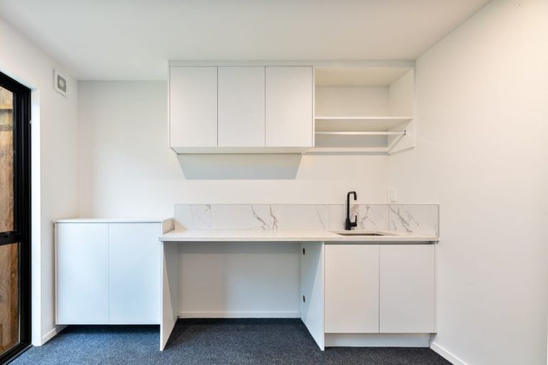 Photo of property in 2b Marina Road, Torbay, Auckland, 0630