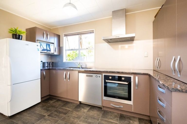 Photo of property in 17a White Street, Taradale, Napier, 4112