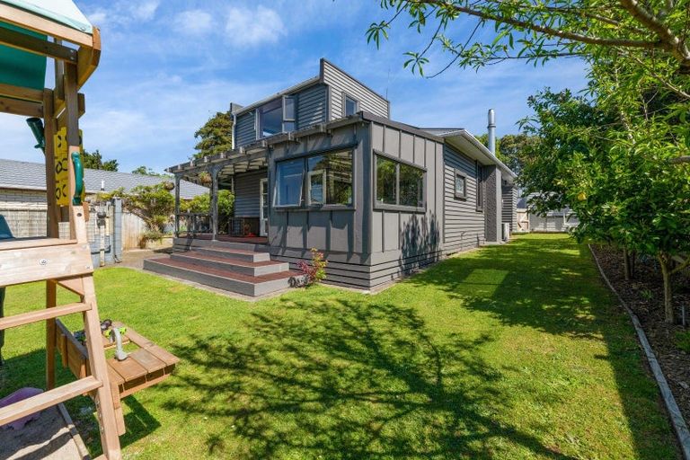Photo of property in 263 Huatoki Street, Upper Vogeltown, New Plymouth, 4310