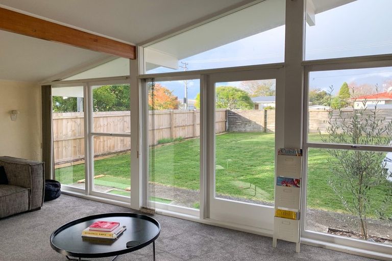 Photo of property in 108 Rathgar Road, Henderson, Auckland, 0610