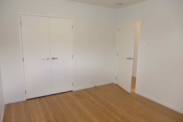 Photo of property in 97 Seymour Road, Sunnyvale, Auckland, 0612