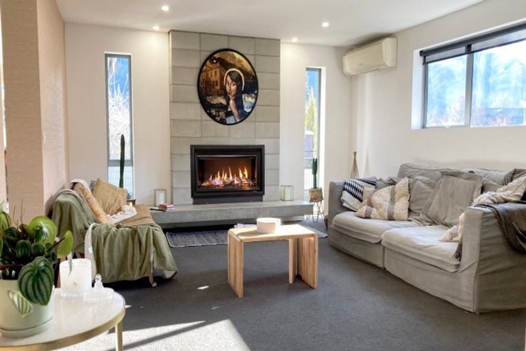 Photo of property in 8 Bracken Street, Arrowtown, 9302