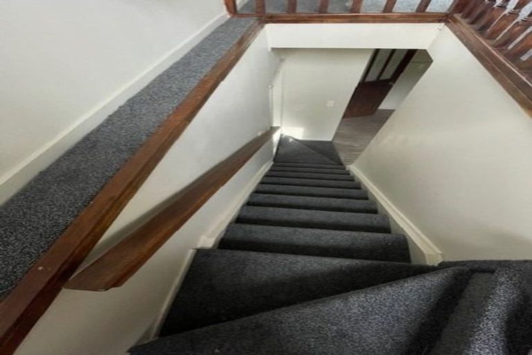 Photo of property in 23b Brian Crescent, Stanmore Bay, Whangaparaoa, 0932