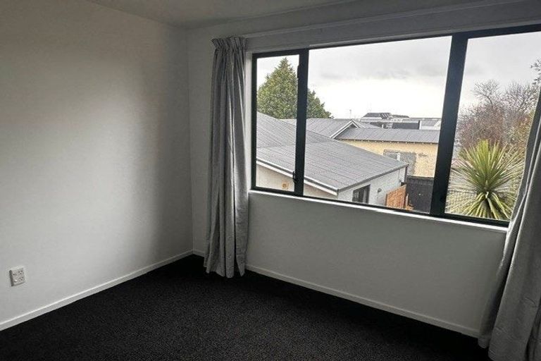 Photo of property in 68c Thackeray Place, Waltham, Christchurch, 8023