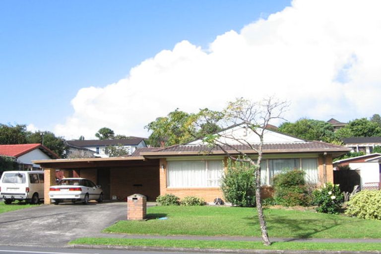 Photo of property in 126 Prince Regent Drive, Half Moon Bay, Auckland, 2012