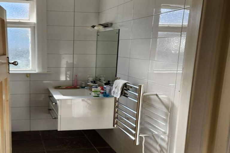 Photo of property in 37 Hume Street, Alicetown, Lower Hutt, 5010