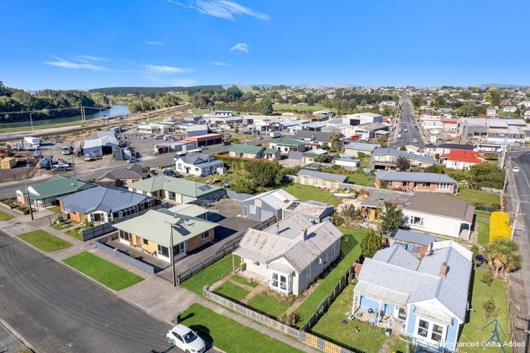 Photo of property in 16 Argyle Street, Balclutha, 9230
