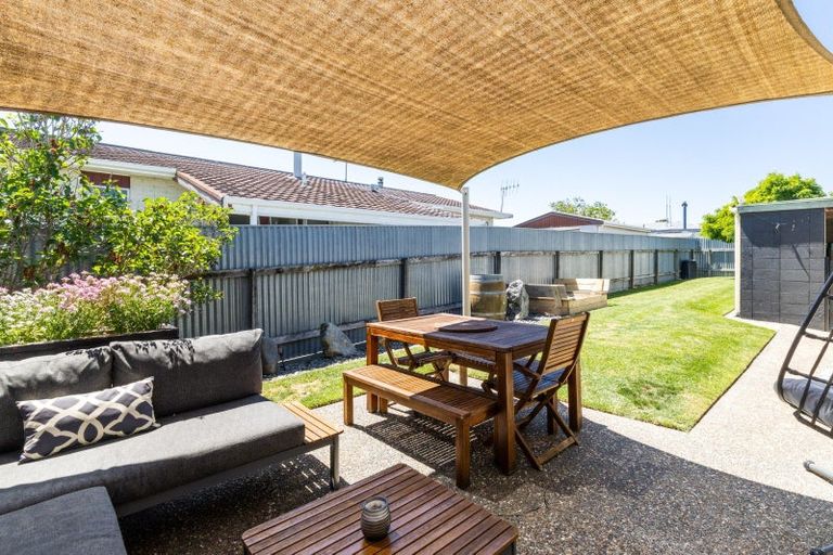 Photo of property in 21 Shortland Street, Tamatea, Napier, 4112