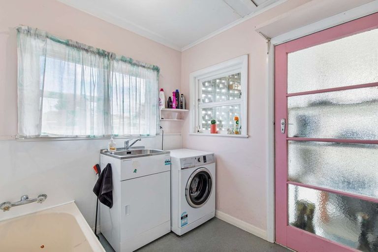 Photo of property in 218 Heads Road, Gonville, Whanganui, 4501