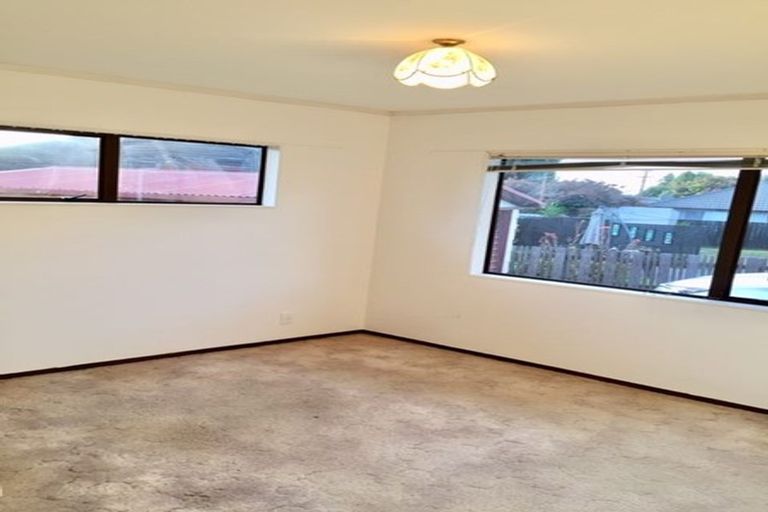 Photo of property in 5 Alpha Street, Papakura, 2110