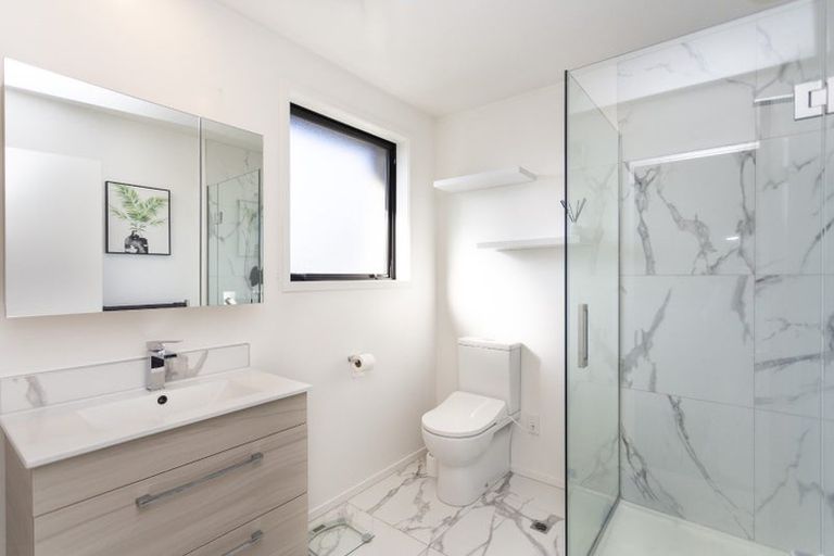 Photo of property in 2/41 Gracefield Avenue, Christchurch Central, Christchurch, 8013